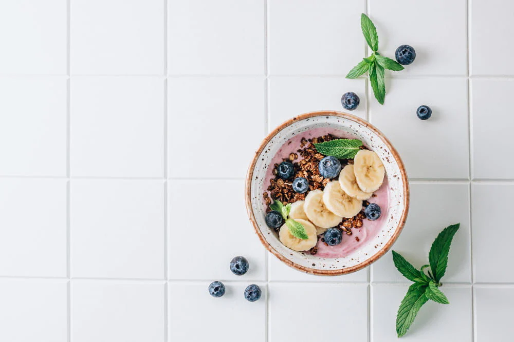 Healthy granola bowl